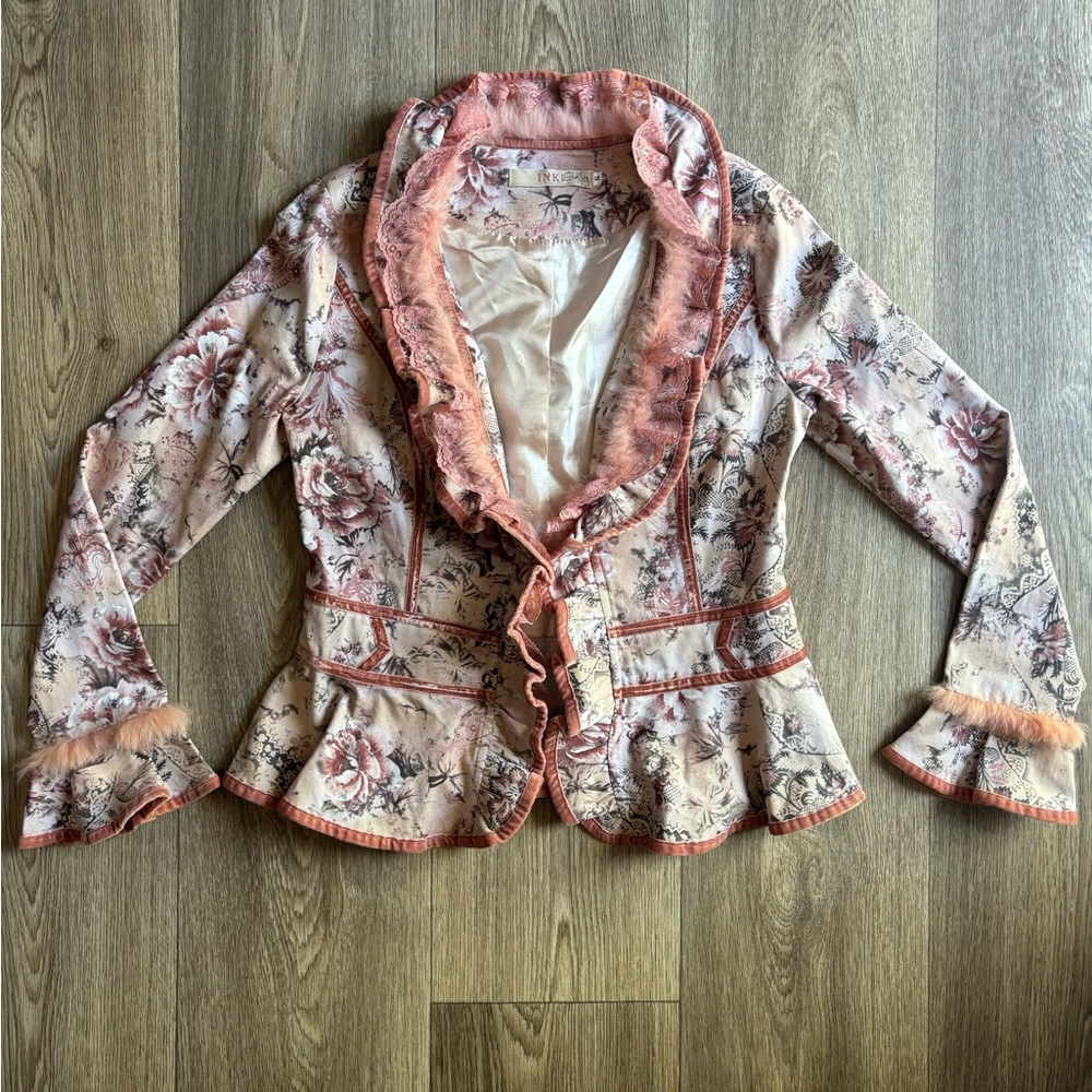 Vintage Y2K Barbie Barbie pink velvet and feather lined blazer